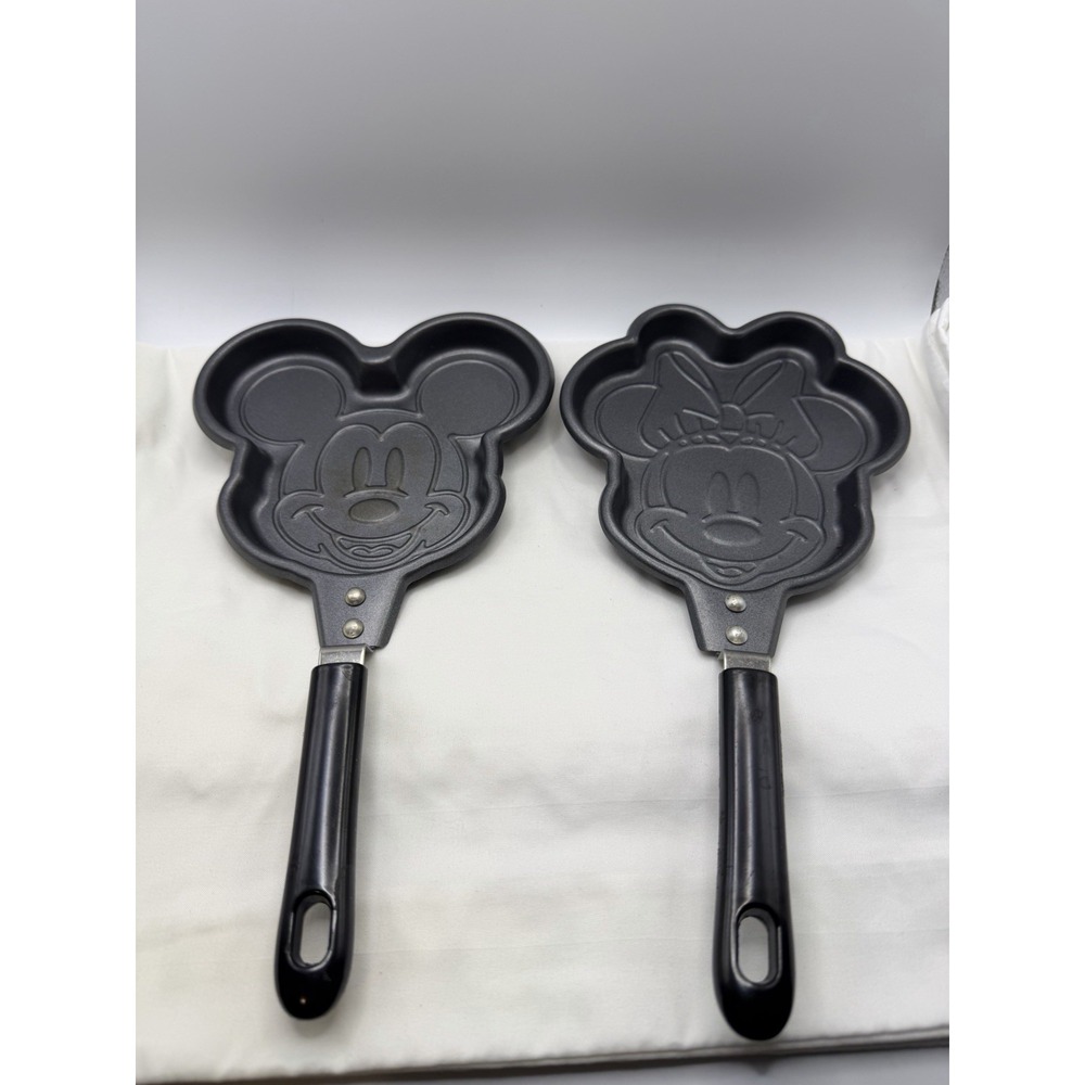 Disney Mickey & Minnie Mouse Pancake Skillet Non Stick
